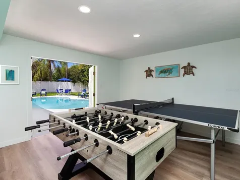 3049 Wood Street Sarasota FL 34237