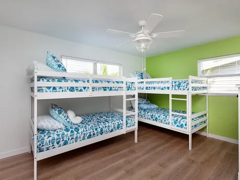 3049 Wood Street Sarasota FL 34237