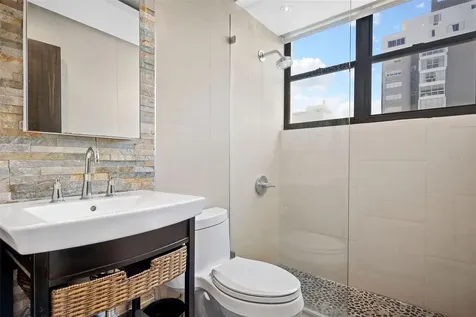 Condado Real 1700 Mcleary Avenue San Juan PR 00911