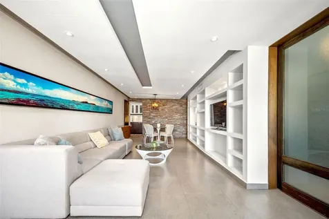 Condado Real 1700 Mcleary Avenue San Juan PR 00911