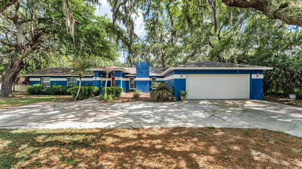1121 Old Polk City Road SW Lakeland FL 33809