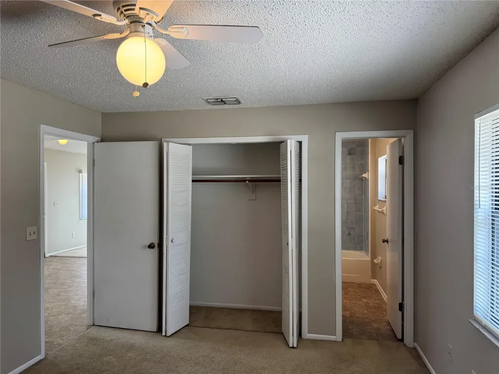 701 Kings Cove Court Orlando FL 32807