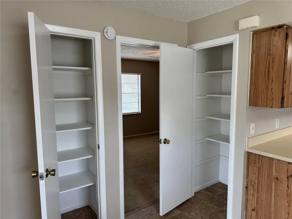 701 Kings Cove Court Orlando FL 32807