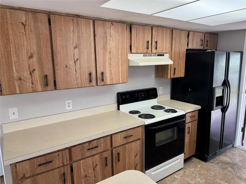 701 Kings Cove Court Orlando FL 32807