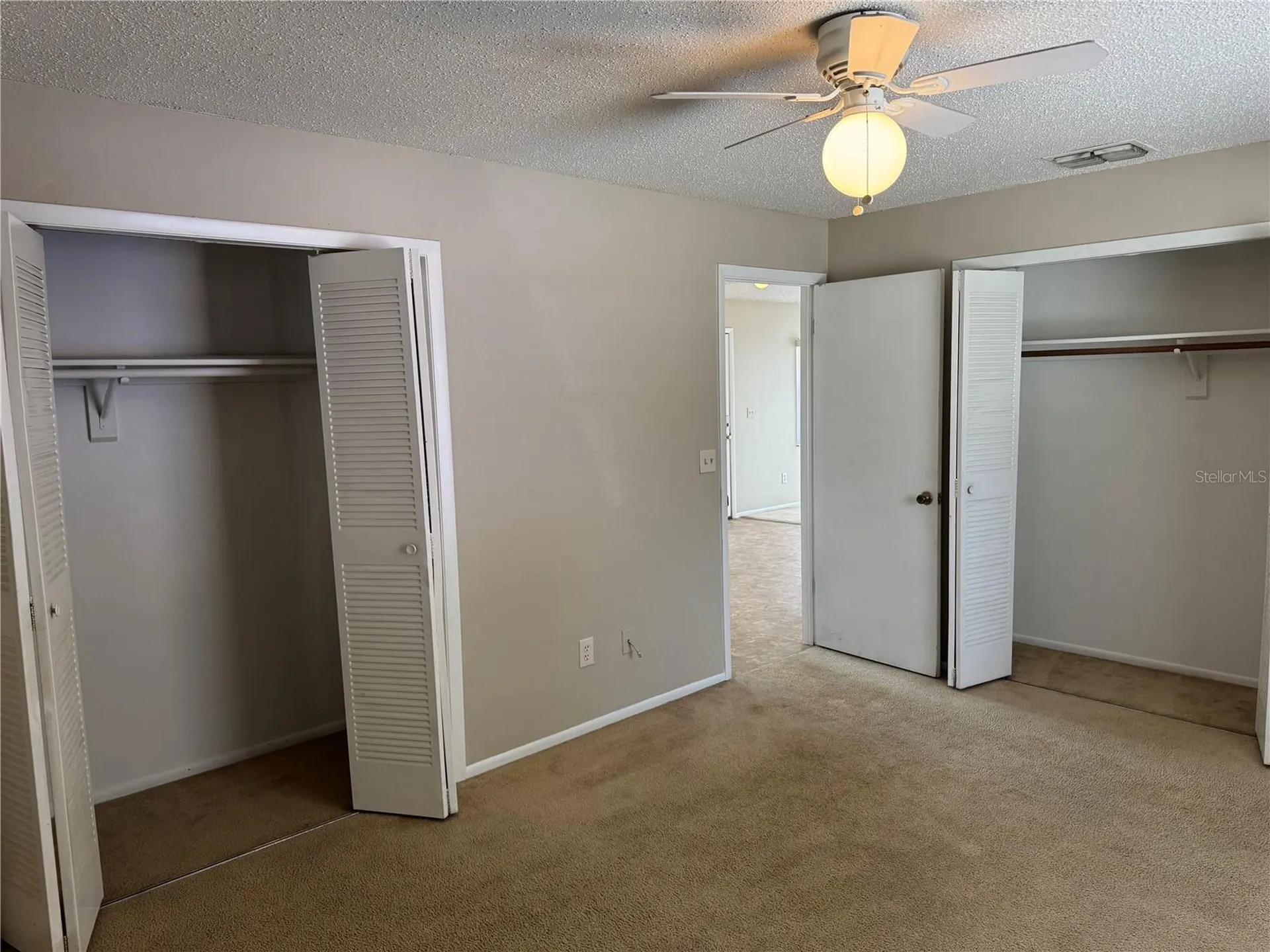 701 Kings Cove Court Orlando FL 32807