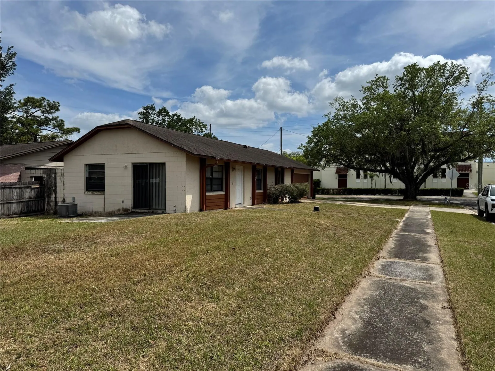 701 Kings Cove Court Orlando FL 32807