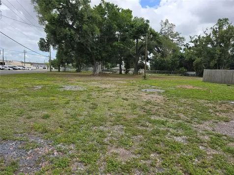 904 26th Avenue E Bradenton FL 34208