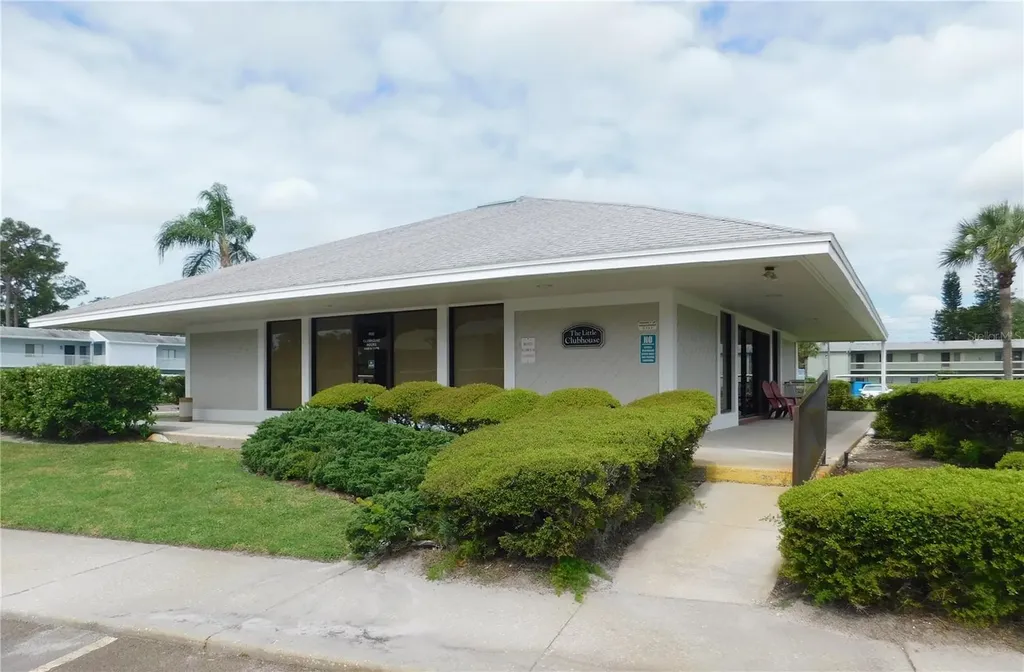 218 Caryl Way Oldsmar FL 34677