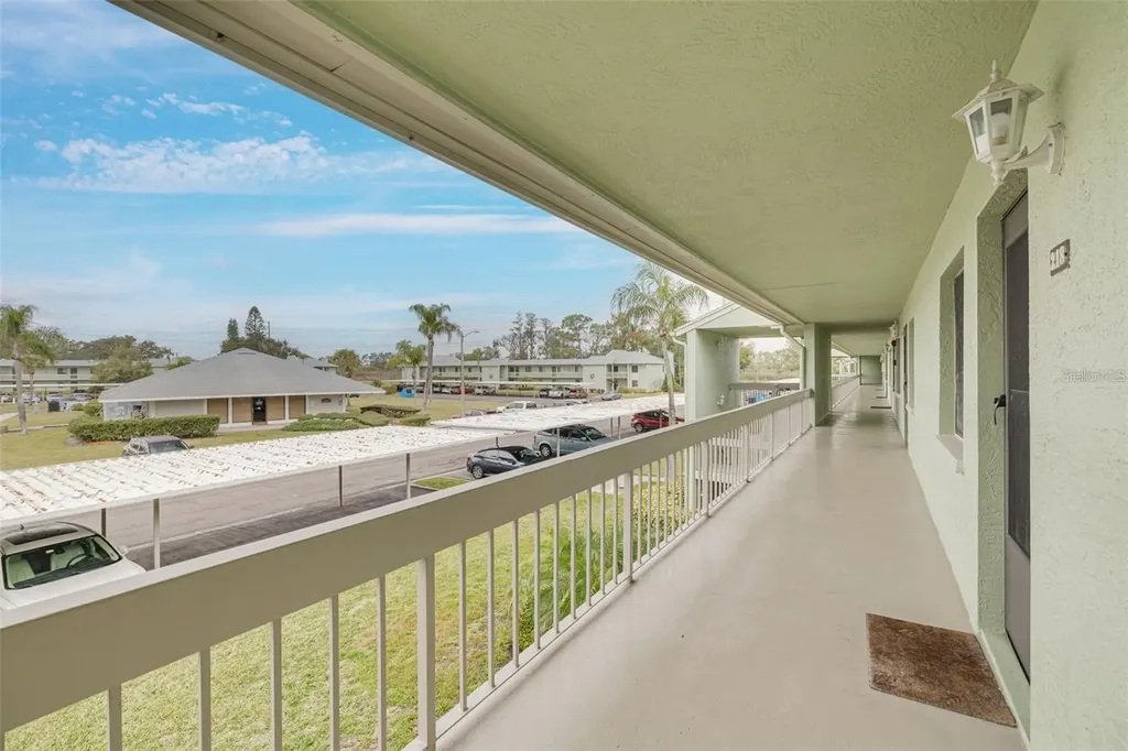 218 Caryl Way Oldsmar FL 34677