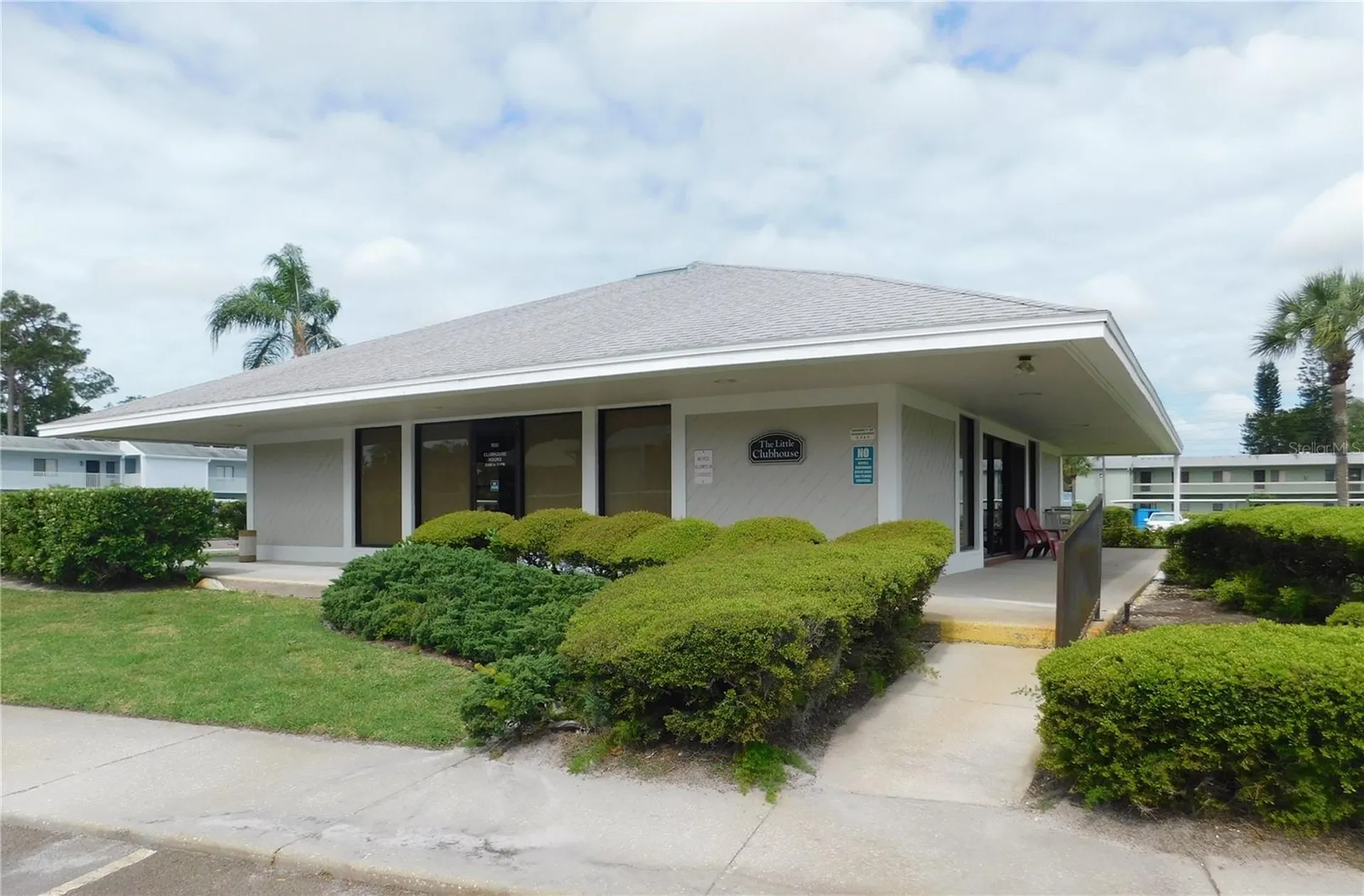 218 Caryl Way Oldsmar FL 34677