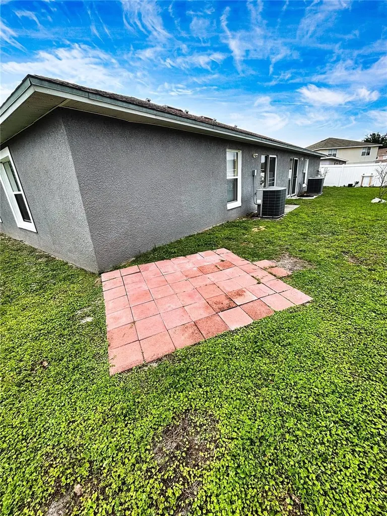 516 Albatross Drive Kissimmee FL 34759