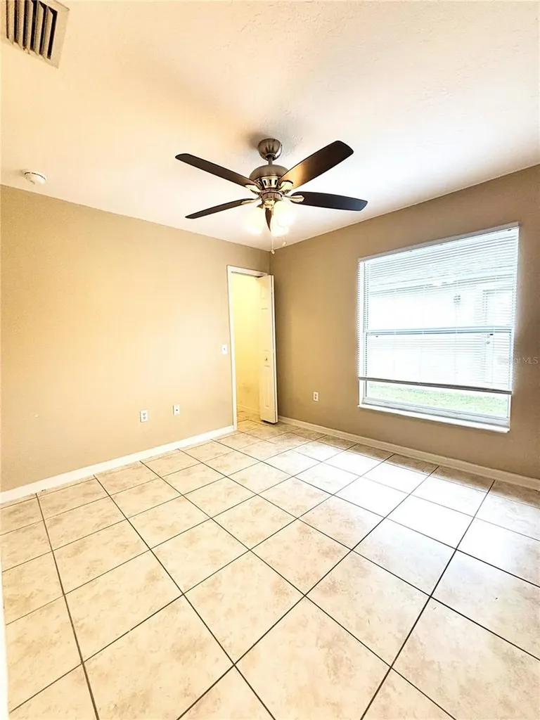 516 Albatross Drive Kissimmee FL 34759