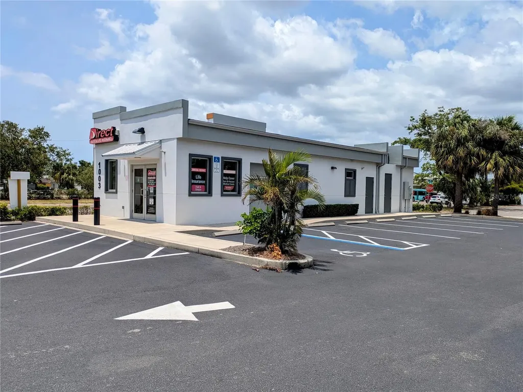1003 1st Street E Bradenton FL 34208