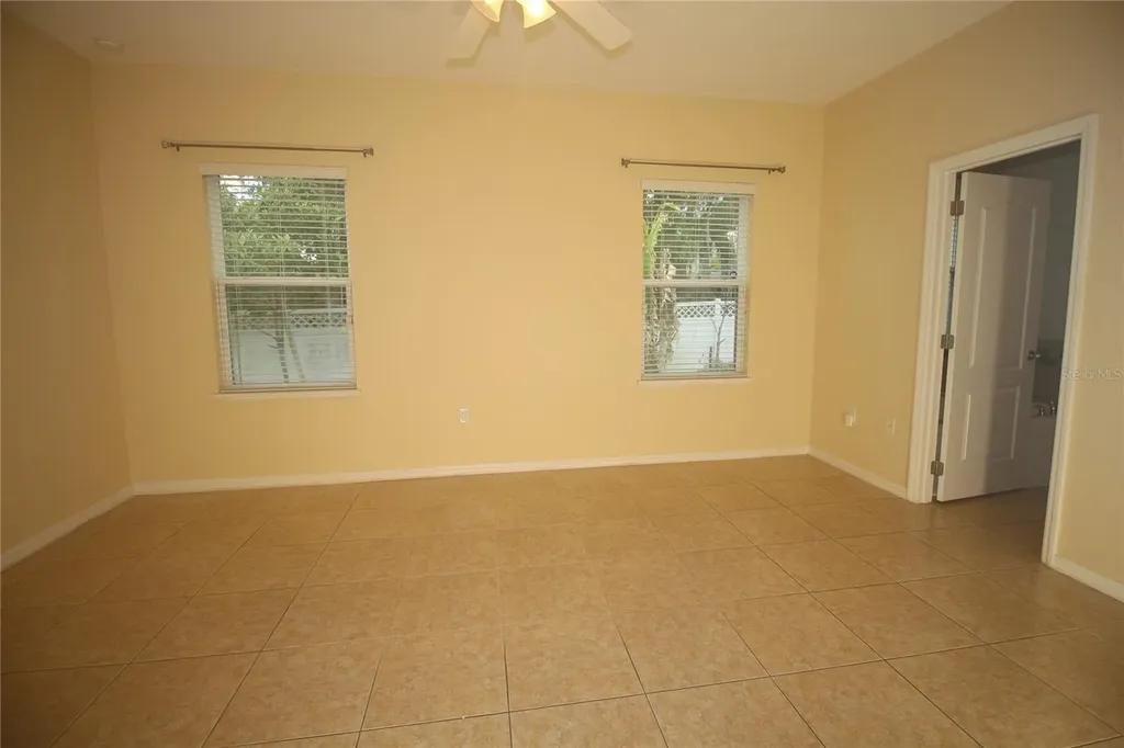 2803 Moonstone Bend Kissimmee FL 34758