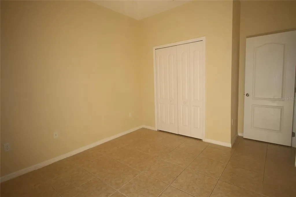 2803 Moonstone Bend Kissimmee FL 34758
