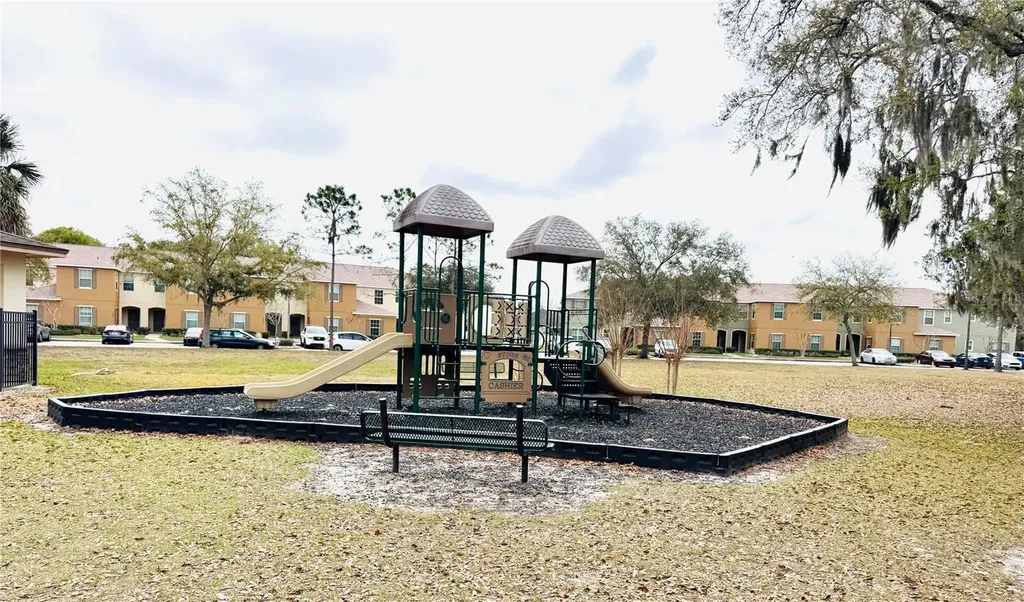 2803 Moonstone Bend Kissimmee FL 34758