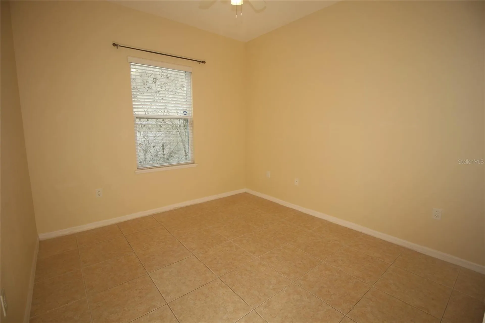 2803 Moonstone Bend Kissimmee FL 34758