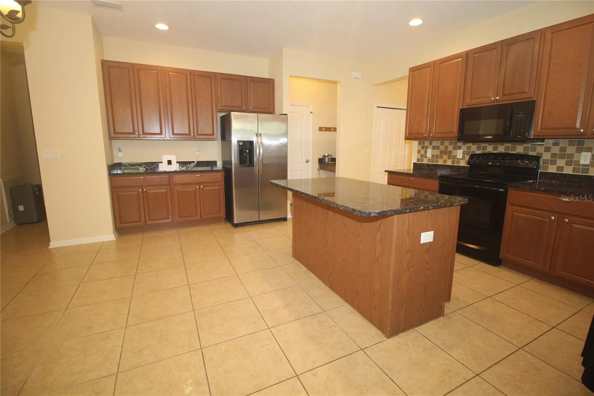 2803 Moonstone Bend Kissimmee FL 34758