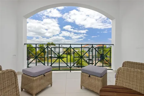 Royal Palm F Pr 6690 Vega Alta PR 00692