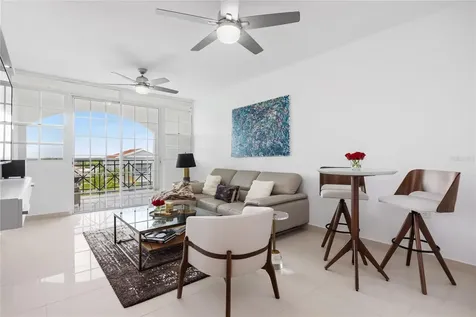 Royal Palm F Pr 6690 Vega Alta PR 00692