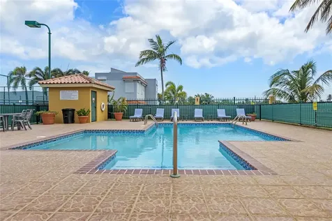 Royal Palm F Pr 6690 Vega Alta PR 00692