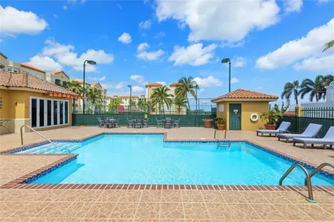 Royal Palm F Pr 6690 Vega Alta PR 00692