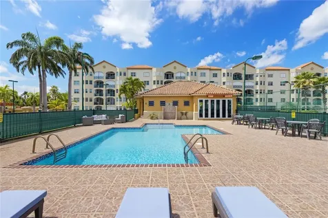 Royal Palm F Pr 6690 Vega Alta PR 00692