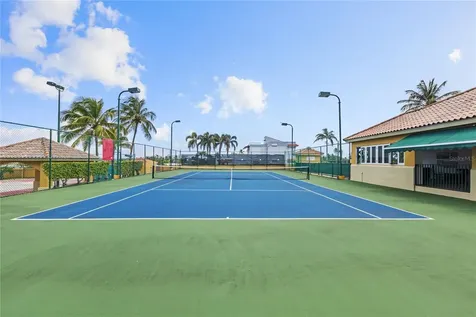 Royal Palm F Pr 6690 Vega Alta PR 00692