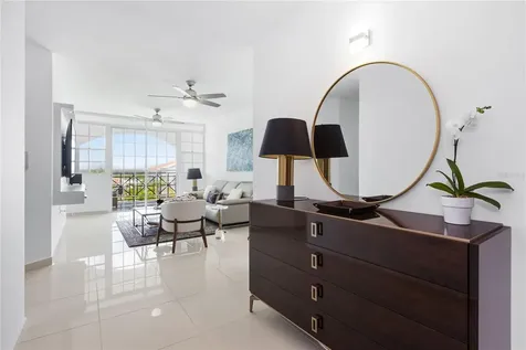 Royal Palm F Pr 6690 Vega Alta PR 00692