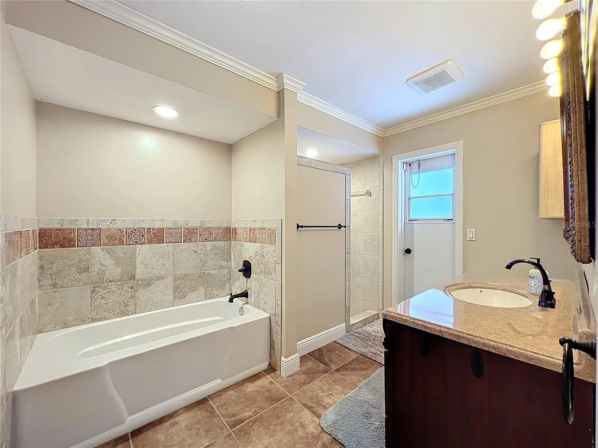6229 Silver Glen Court Orlando FL 32819