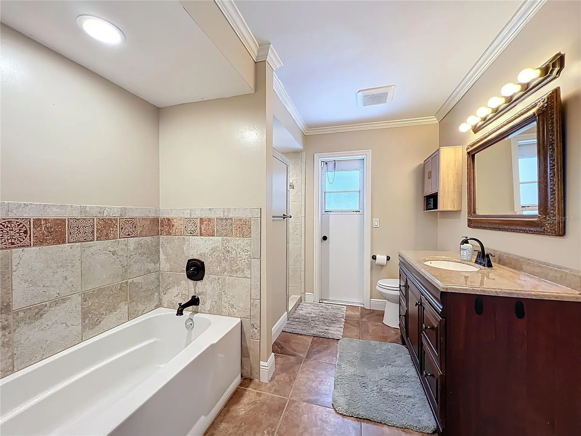6229 Silver Glen Court Orlando FL 32819