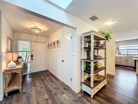 6229 Silver Glen Court Orlando FL 32819