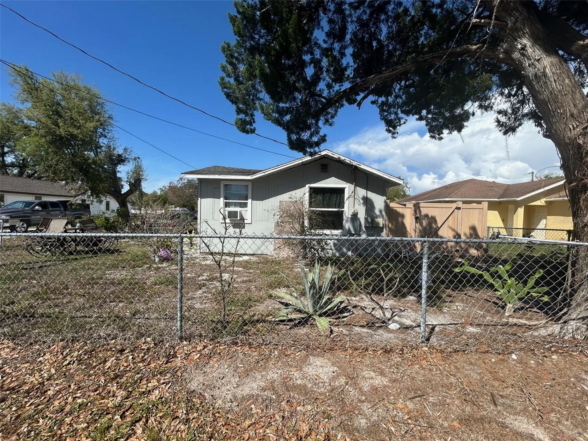 2411 6th Street E Bradenton FL 34208