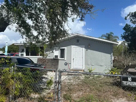 2411 6th Street E Bradenton FL 34208