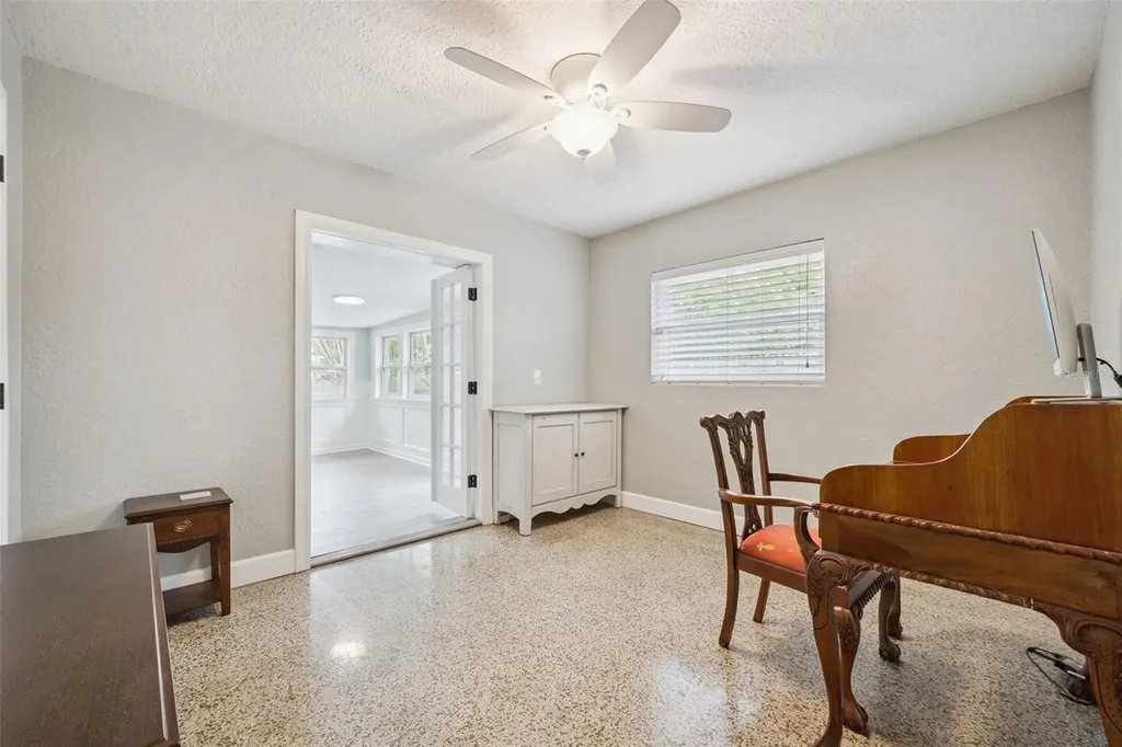 2513 Musselwhite Avenue Orlando FL 32804