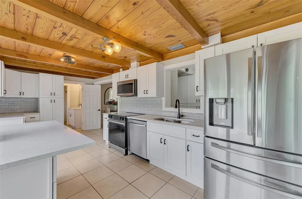 71 Winson Avenue Englewood FL 34223