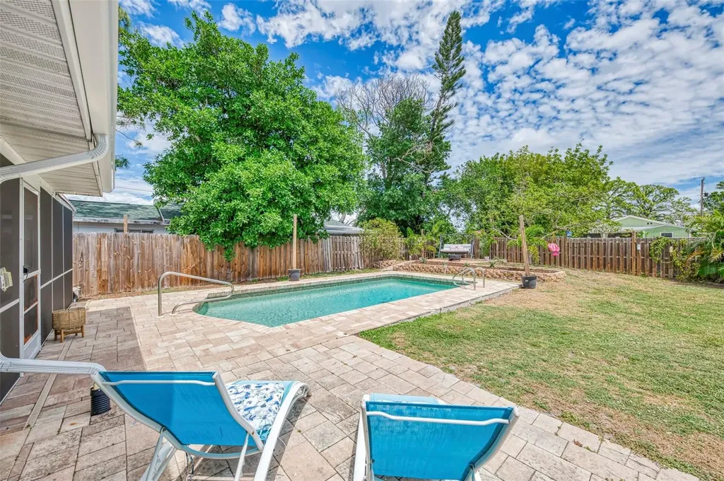71 Winson Avenue Englewood FL 34223