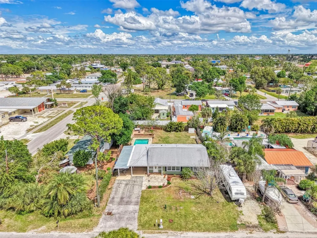 71 Winson Avenue Englewood FL 34223