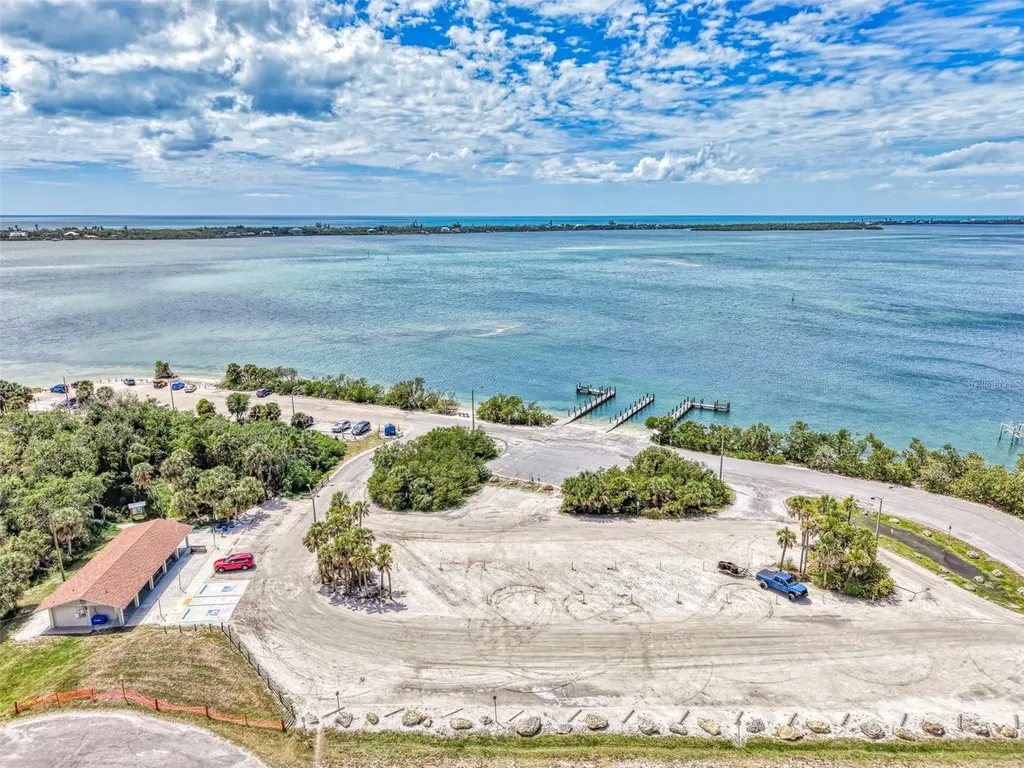 71 Winson Avenue Englewood FL 34223