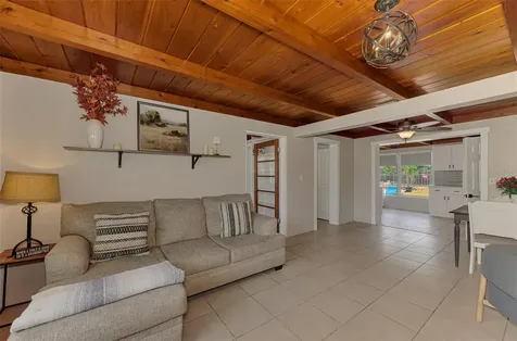 71 Winson Avenue Englewood FL 34223