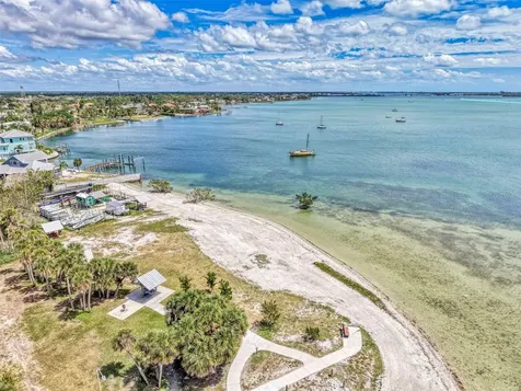71 Winson Avenue Englewood FL 34223