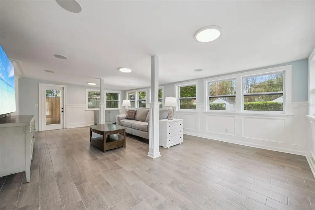 2513 Musselwhite Avenue Orlando FL 32804