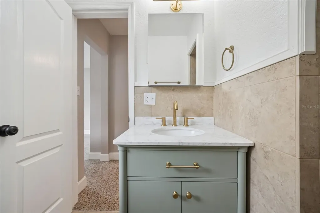 2513 Musselwhite Avenue Orlando FL 32804
