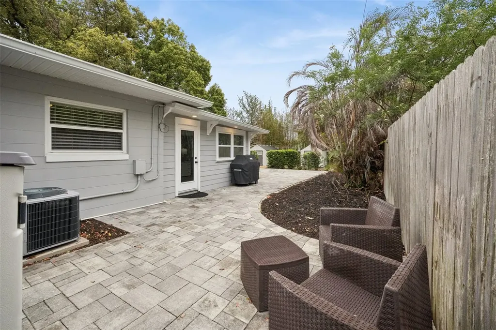 2513 Musselwhite Avenue Orlando FL 32804