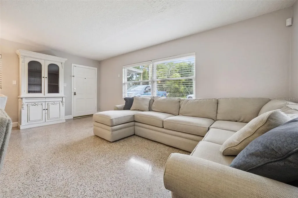 2513 Musselwhite Avenue Orlando FL 32804