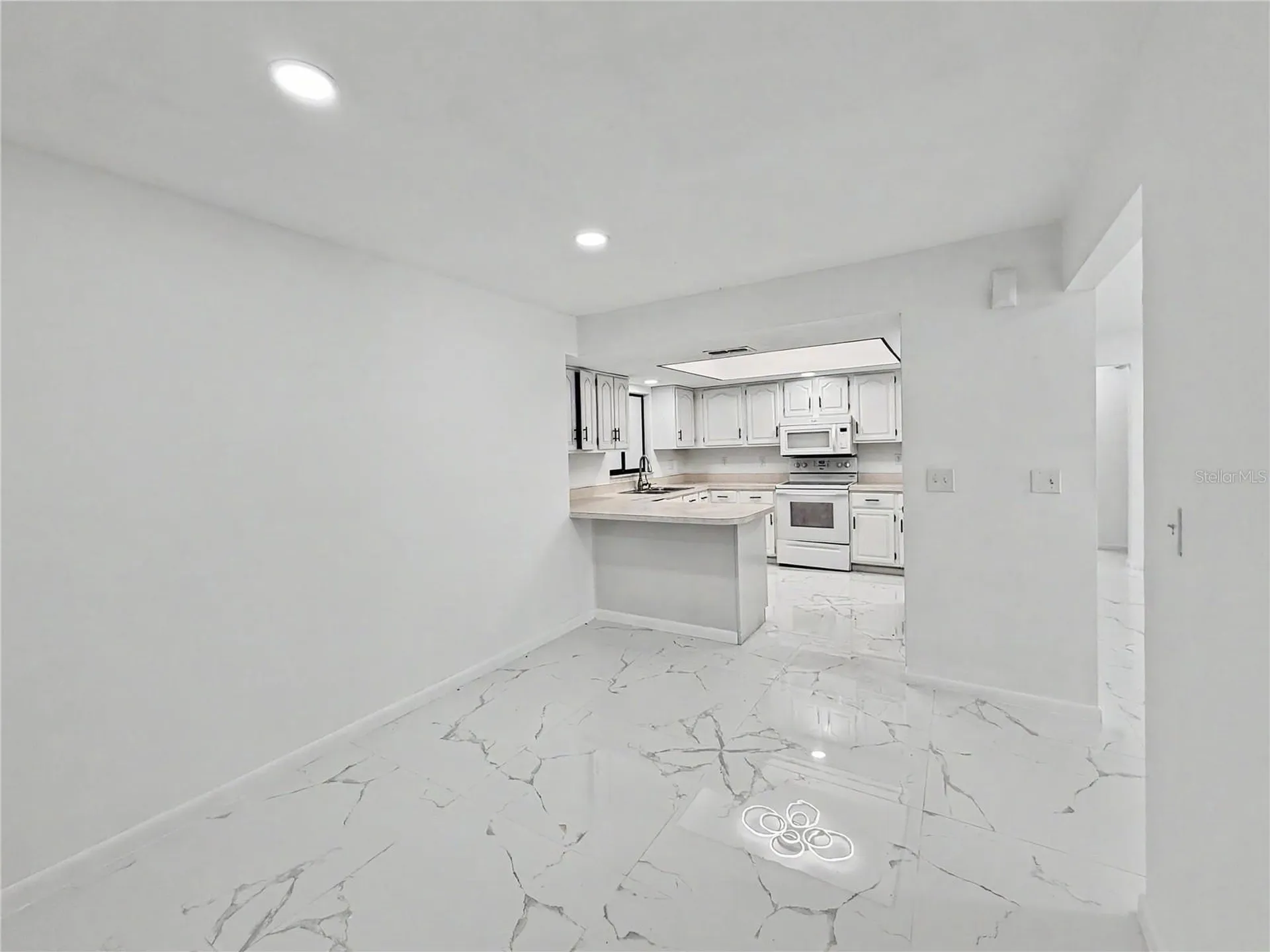2101 Hibiscus Road Fort Myers FL 33905