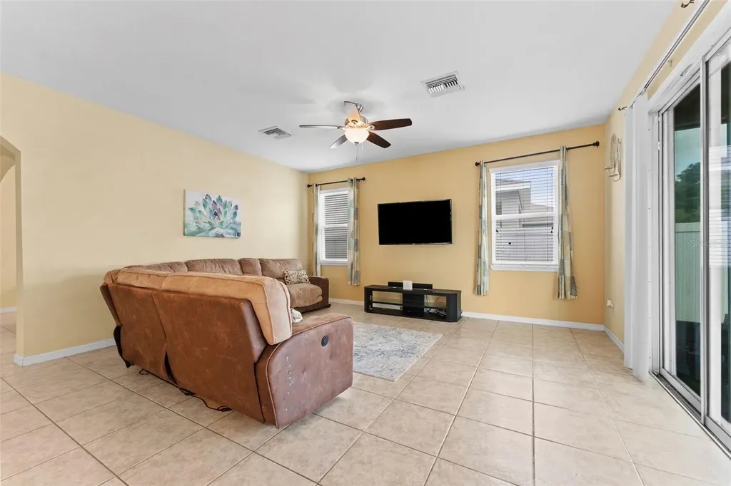 11620 Warren Oaks Place Riverview FL 33578