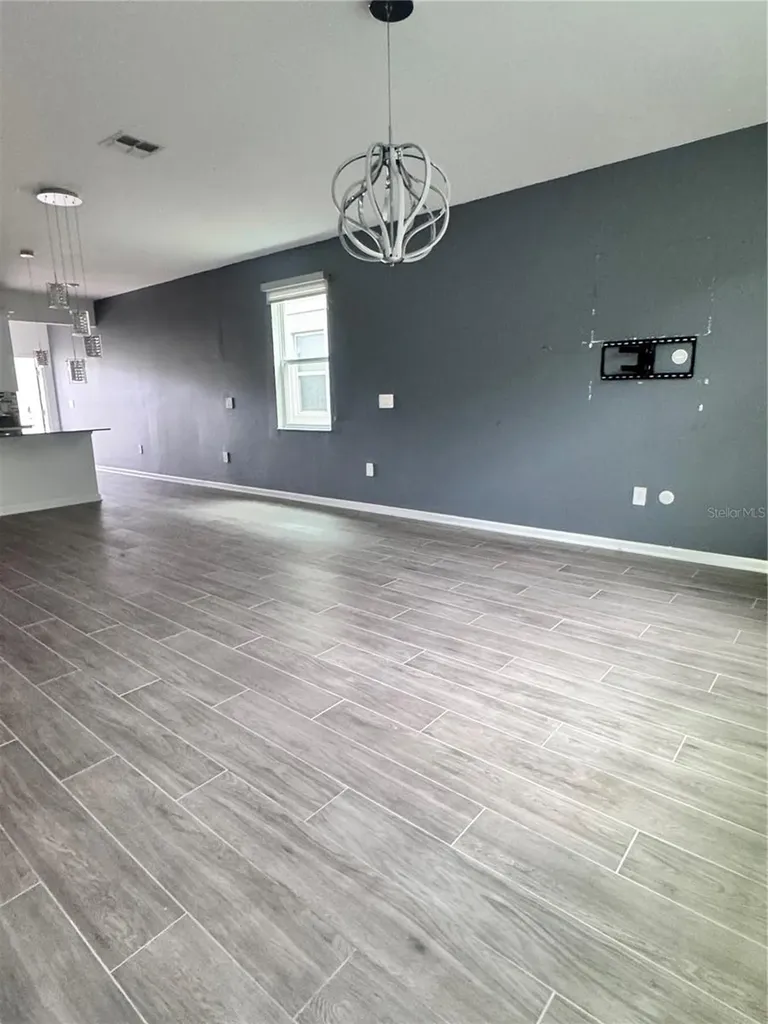 1563 Cross Prairie Parkway Kissimmee FL 34744