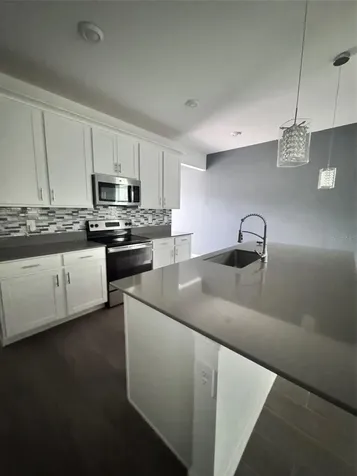 1563 Cross Prairie Parkway Kissimmee FL 34744
