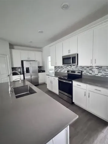 1563 Cross Prairie Parkway Kissimmee FL 34744